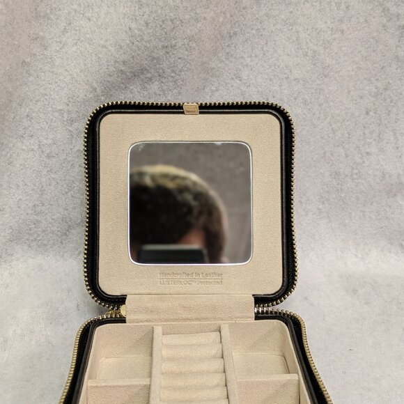 Black Leather Wolf Caroline Zip Jewelry Box - Picture 2 of 6